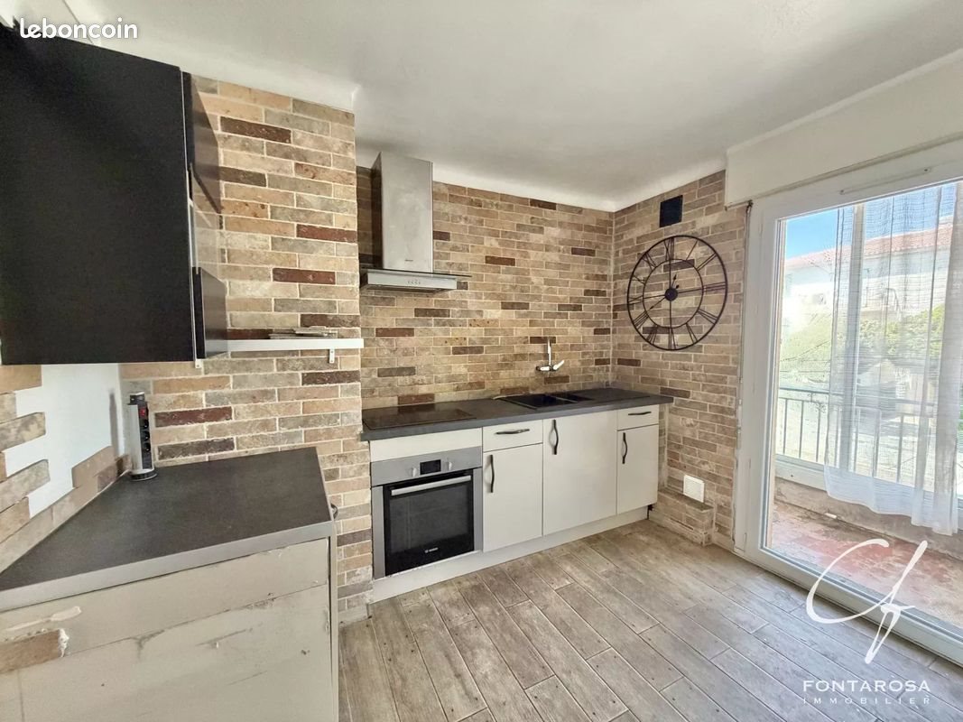 Appartement à vendre, 75m², Fréjus