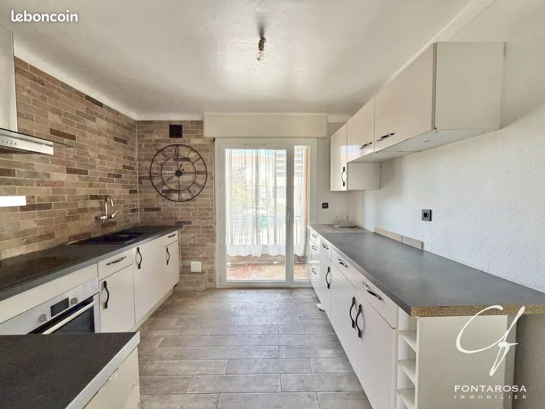 Appartement à vendre, 75m², Fréjus