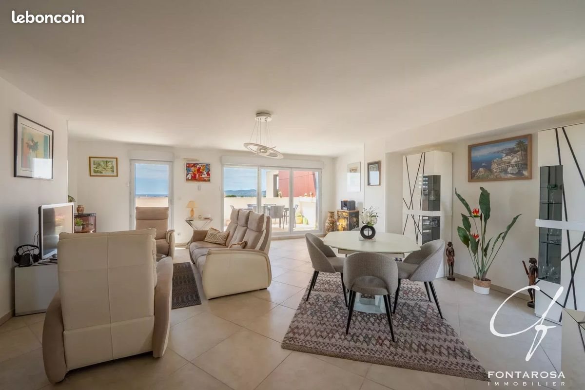 Appartement à vendre, 113m², Fréjus
