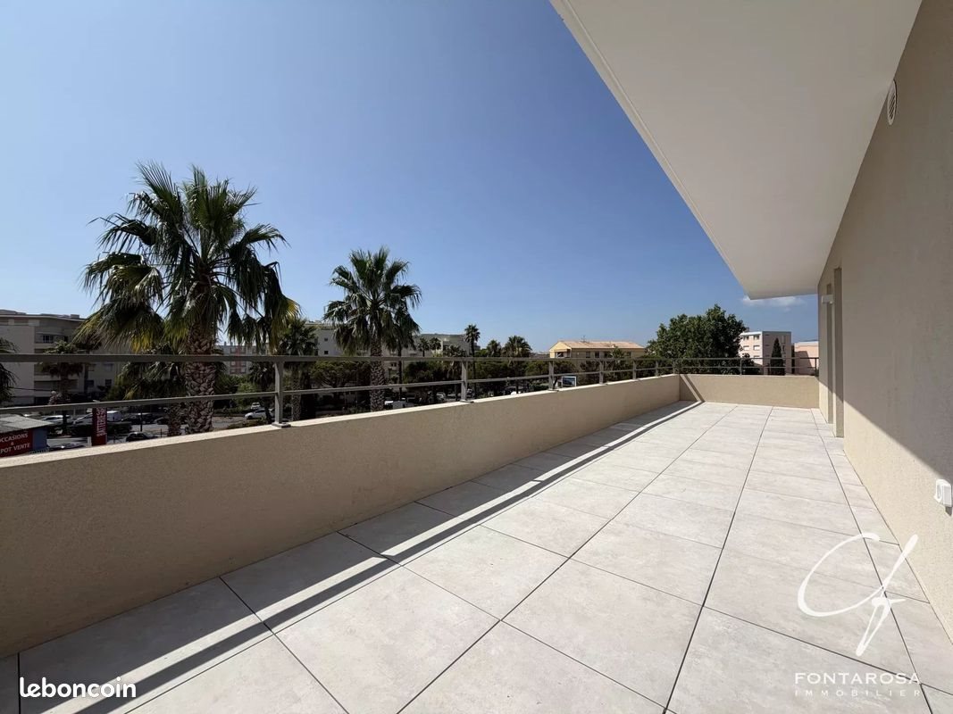 Appartement à vendre, 78m², Fréjus