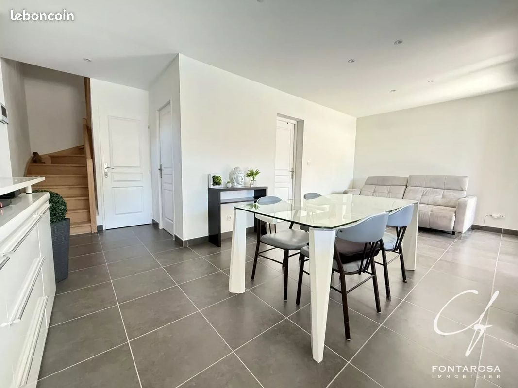 Maison à vendre, 83m², Bagnols-en-Forêt