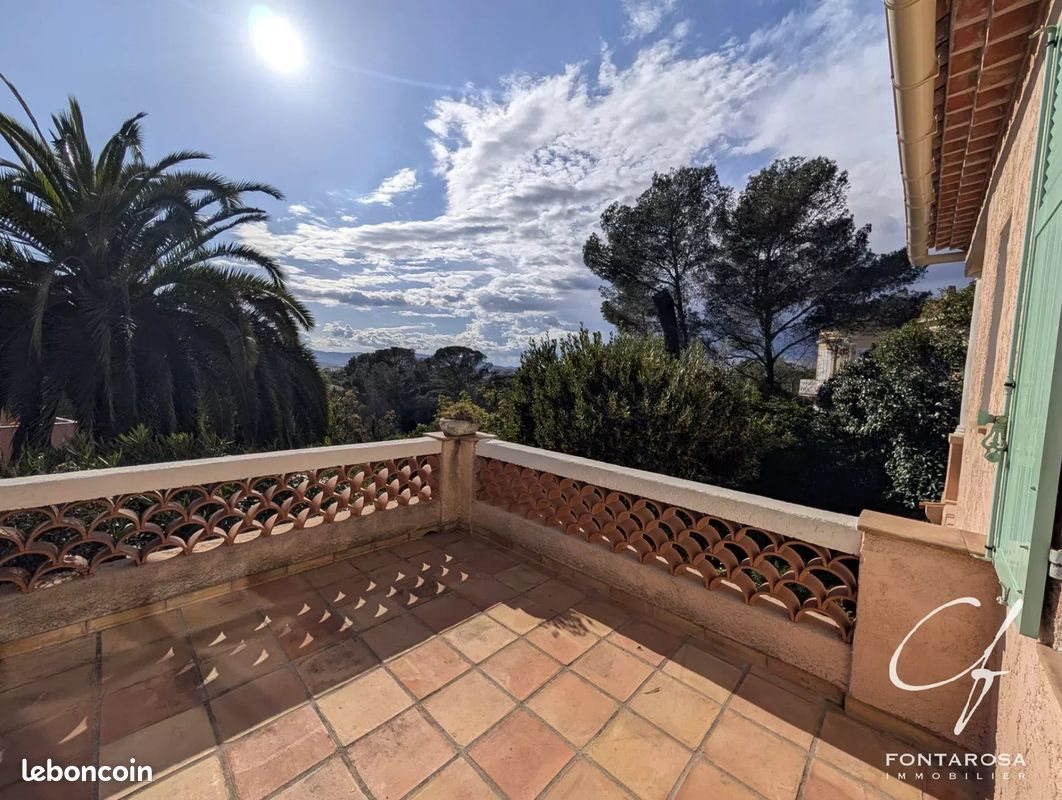 Maison à vendre, 162m², Saint-Raphaël