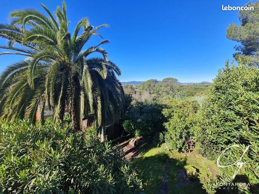 Maison à vendre, 162m², Saint-Raphaël