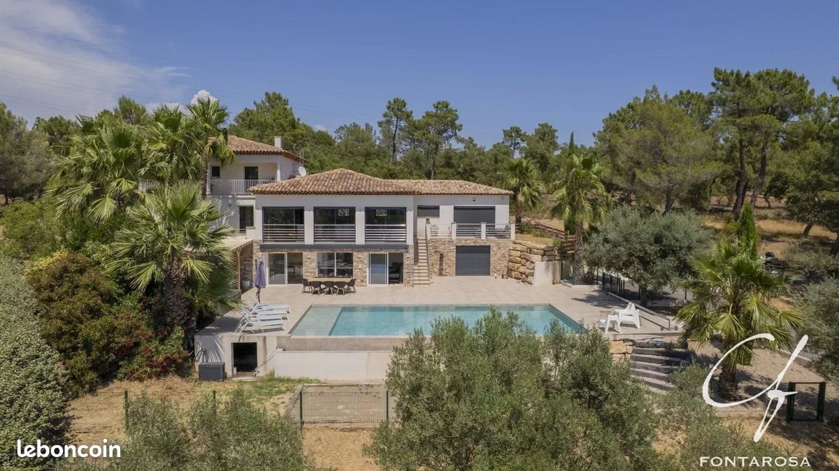 Maison à vendre, 398m², Roquebrune-sur-Argens