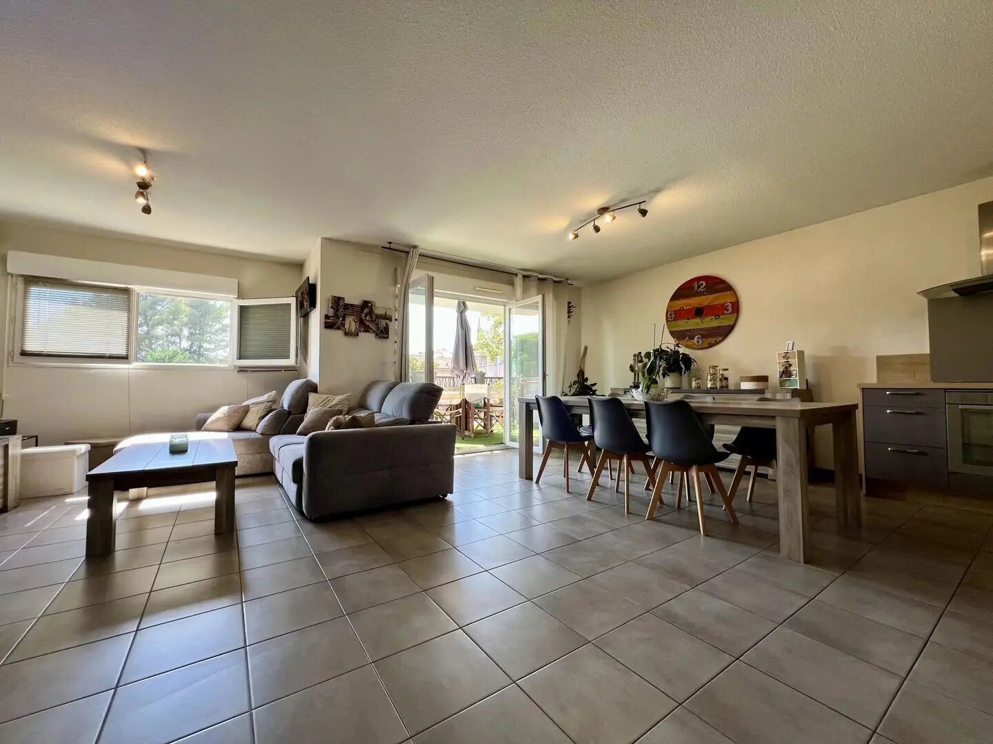 Appartement à vendre, 77m², Fréjus