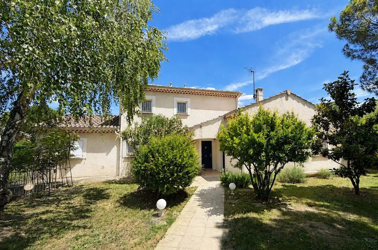 Maison à vendre, 358m², Chatuzange-le-Goubet