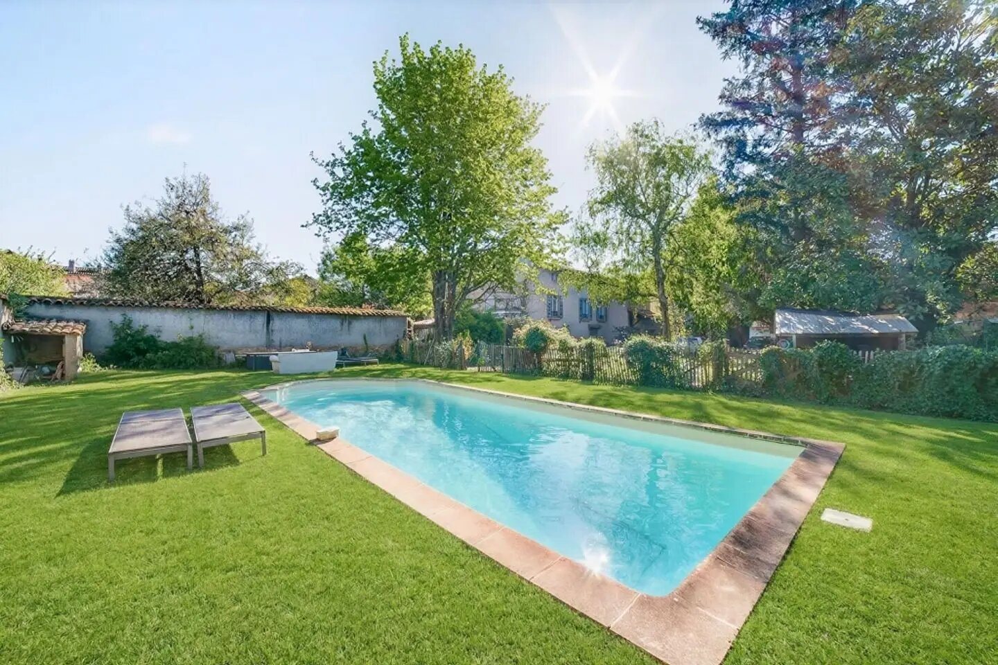 Maison à vendre, 345m², Albigny-sur-Saône