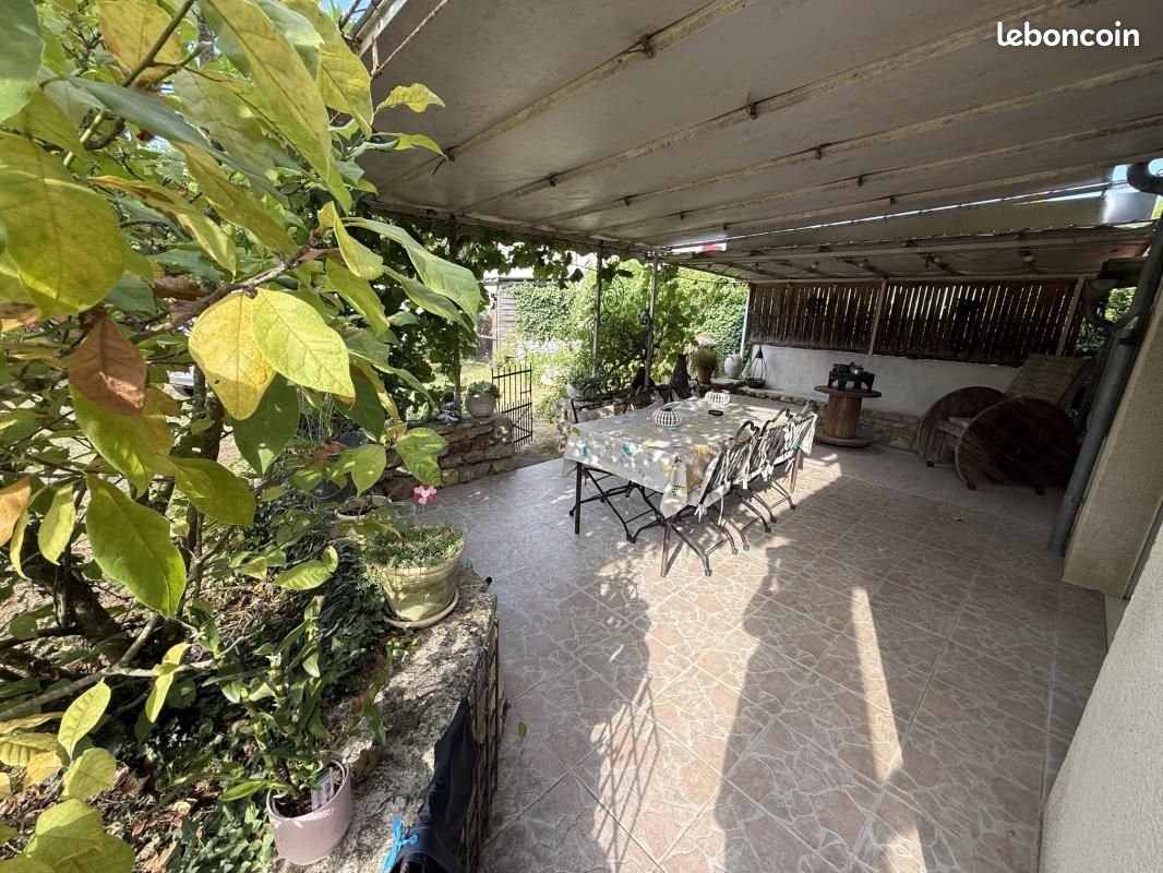 Maison à louer, 130m², Smarves