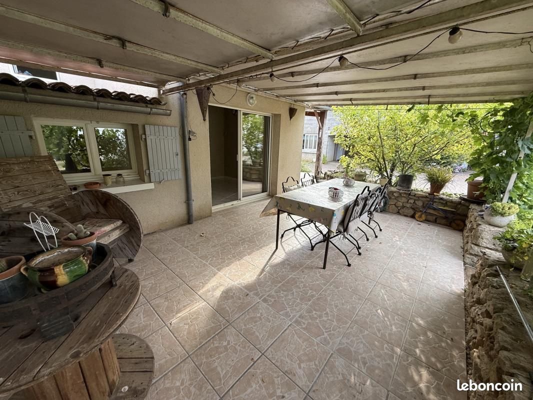 Maison à louer, 130m², Smarves