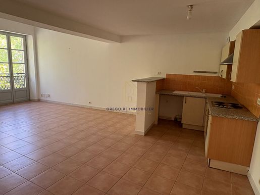 Pertuis (Vaucluse) photo 2