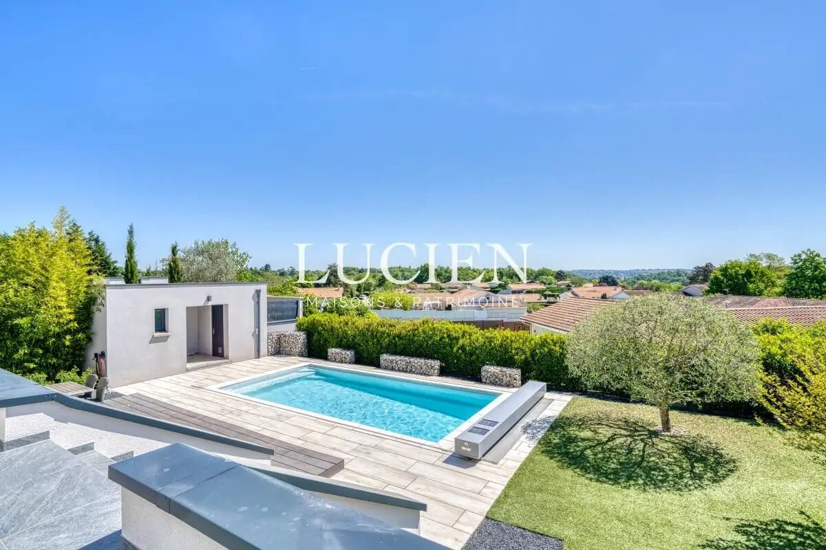 Maison à vendre, 163m², Saint-Genis-les-Ollières