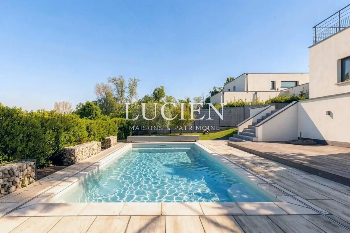 Maison à vendre, 163m², Saint-Genis-les-Ollières