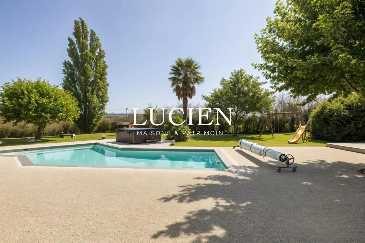Maison à vendre, 248m², Dommartin