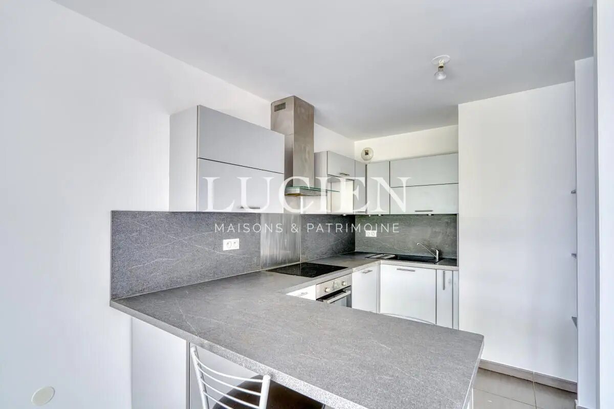 Appartement à vendre, 57m², Écully