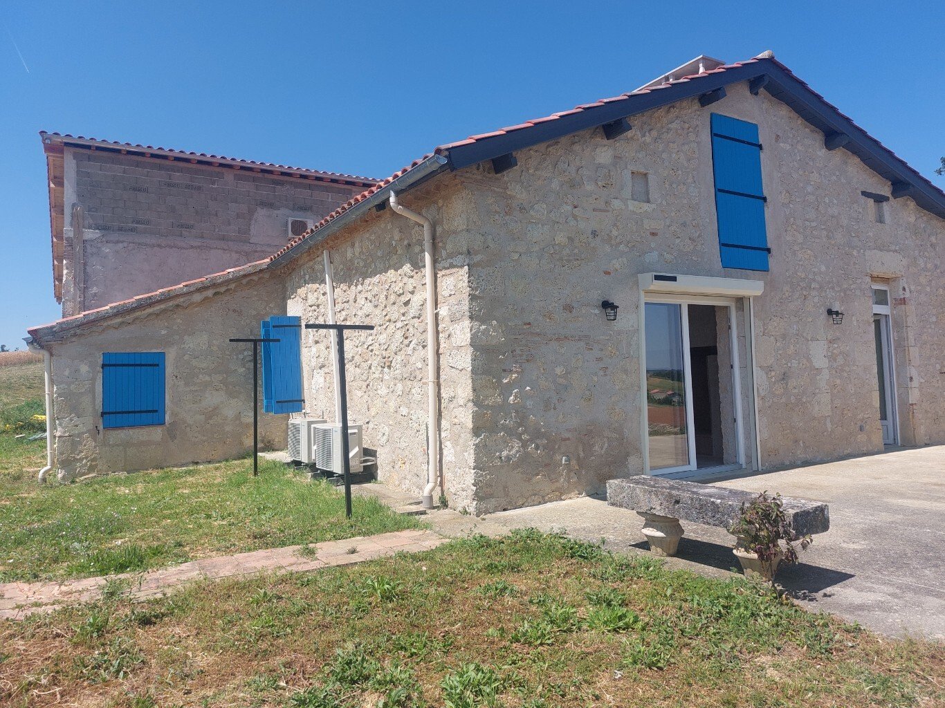 Maison à louer, 121m², Miradoux