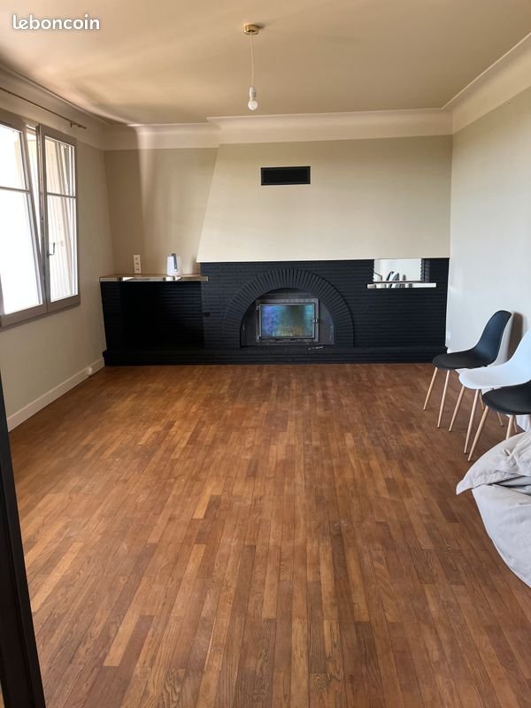 Maison à louer, 210m², Lectoure