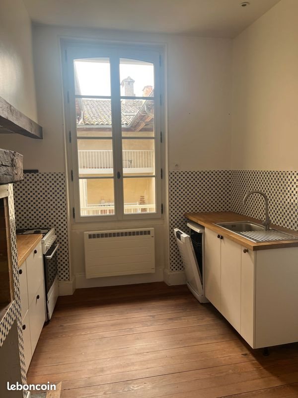 Appartement à louer, 90m², Lectoure