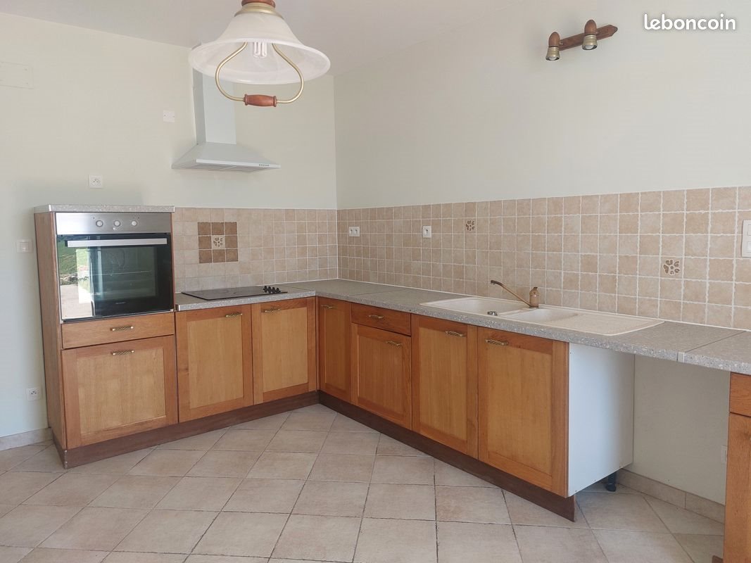 Maison à louer, 100m², Miradoux