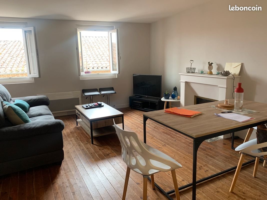 Maison à louer, 151m², Miradoux