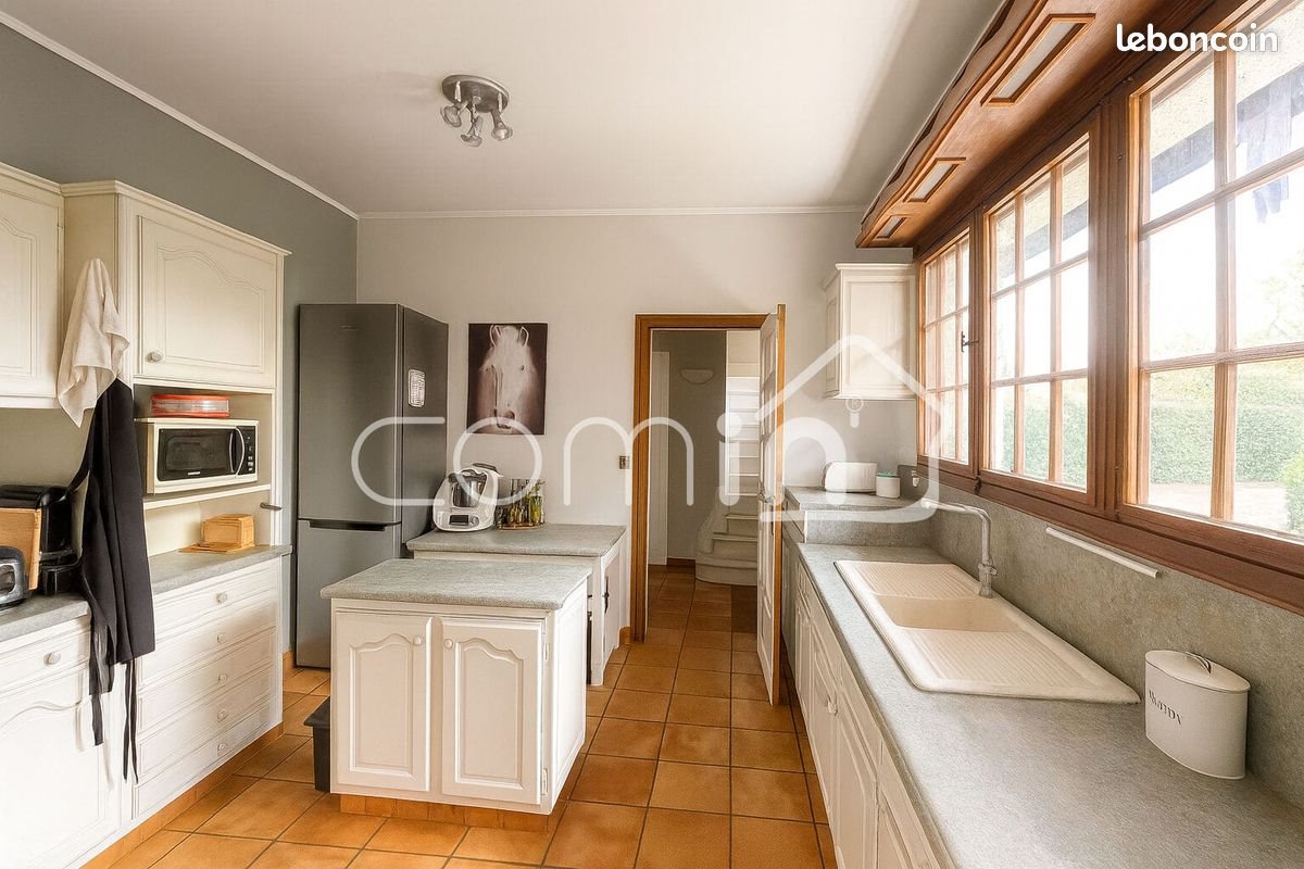 Maison à vendre, 230m², Saint-Jean-de-Thouars