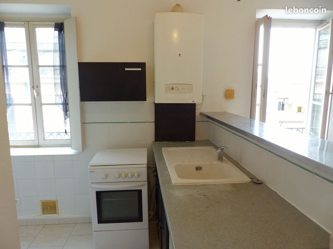 Appartement à louer, 35m², Nîmes