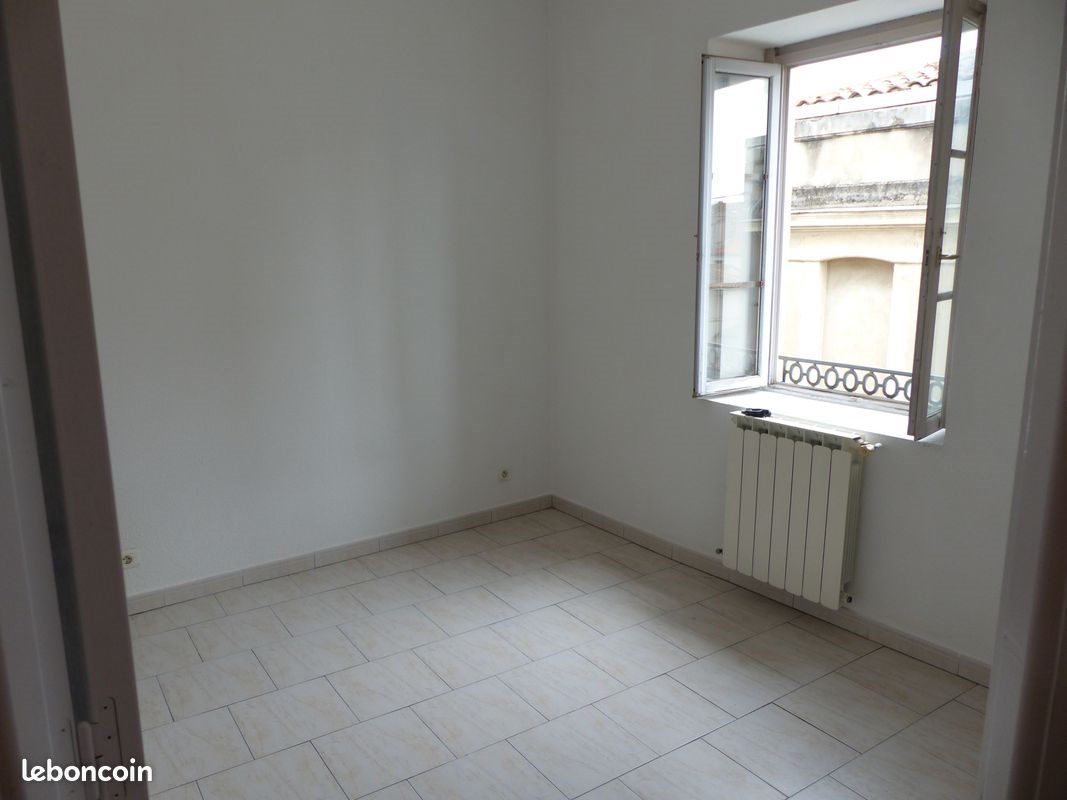 Appartement à louer, 35m², Nîmes