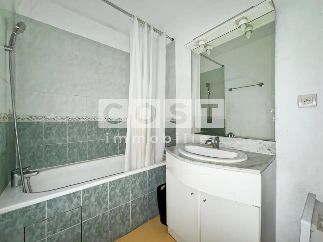 Appartement à vendre, 18m², Courbevoie