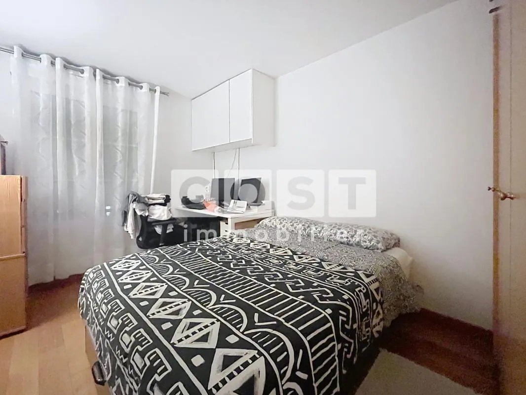 Appartement à vendre, 52m², Courbevoie