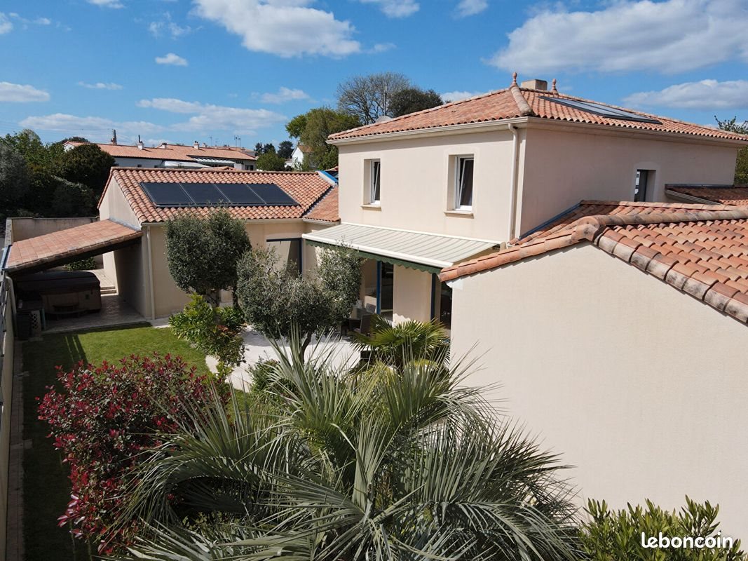 Maison à vendre, 280m², La Roche-sur-Yon