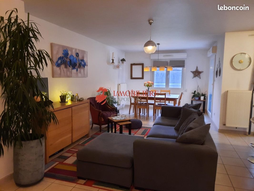 Appartement à louer, 72m², Heimsbrunn
