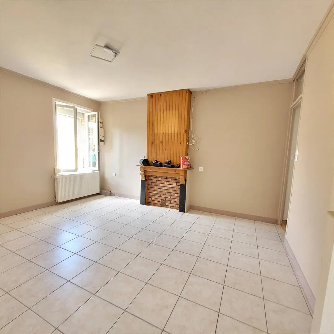 Maison à louer, 58m², Lécluse