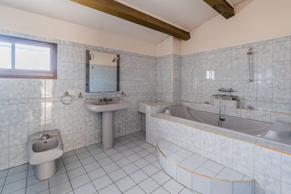 Maison à vendre, 185m², Bessan