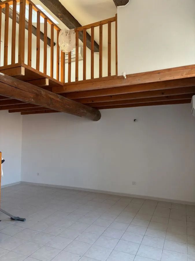 Appartement à louer, 46m², Nîmes