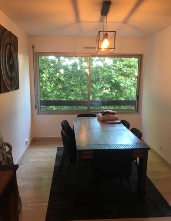Appartement à louer, 95m², Nîmes