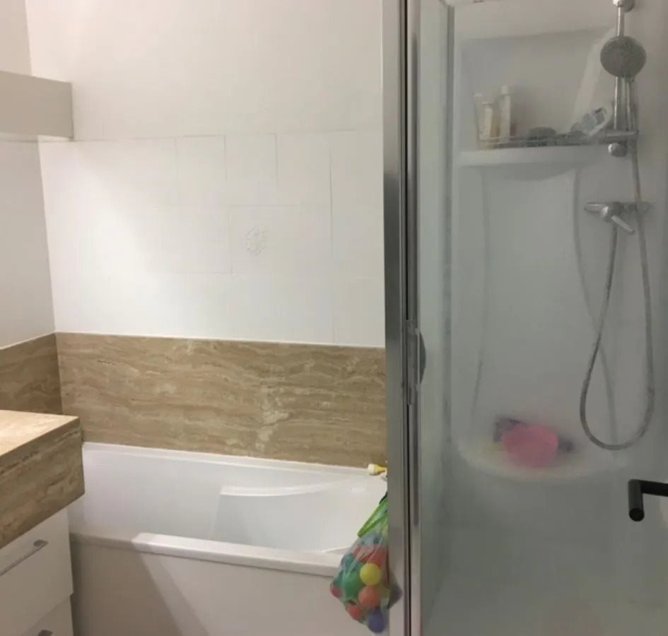 Appartement à louer, 95m², Nîmes