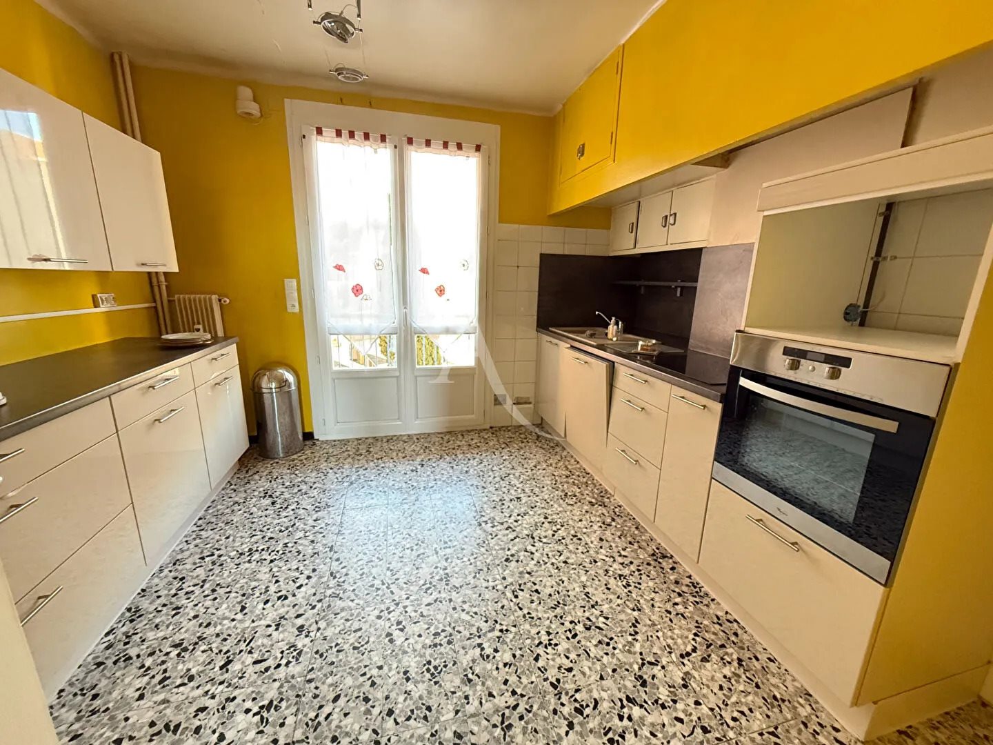 Appartement à louer, 120m², Nîmes