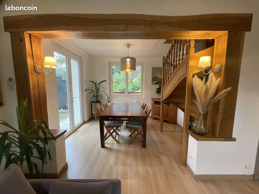 Maison à louer, 145m², Dénat