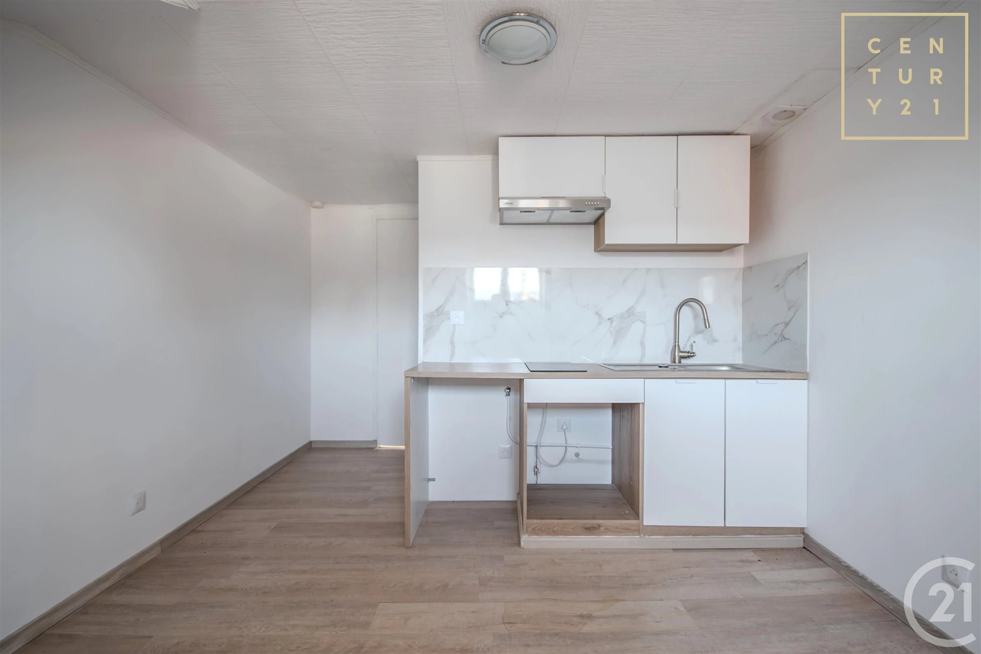 Appartement à louer, 15m², Hautmont