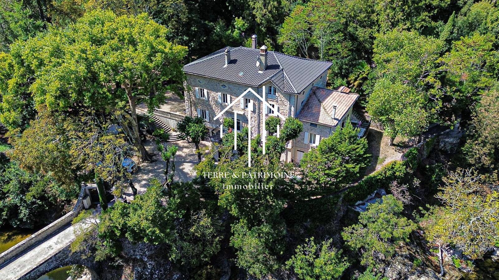 Maison à vendre, 466m², Vals-les-Bains