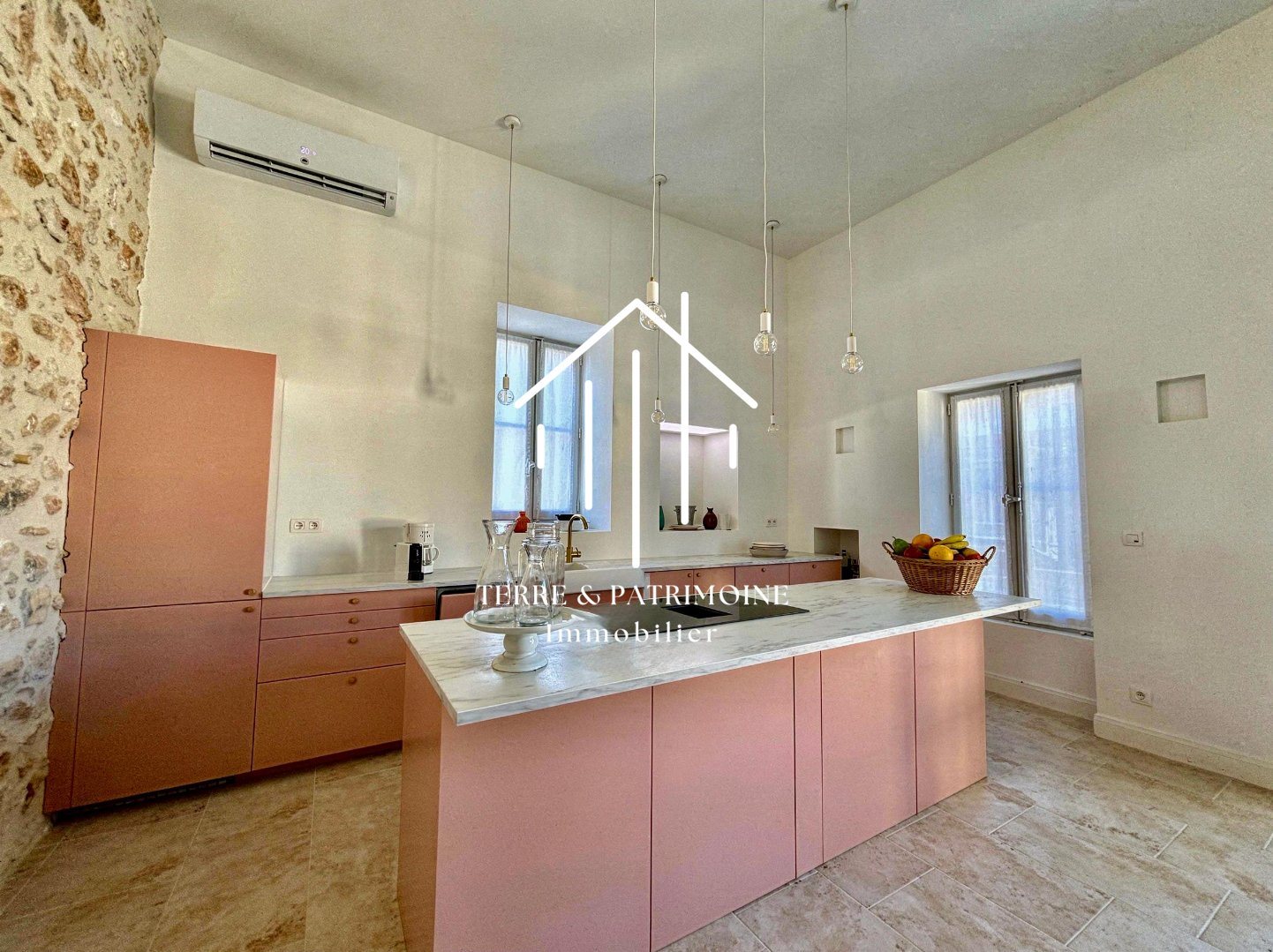 Maison à vendre, 260m², Labastide-de-Virac