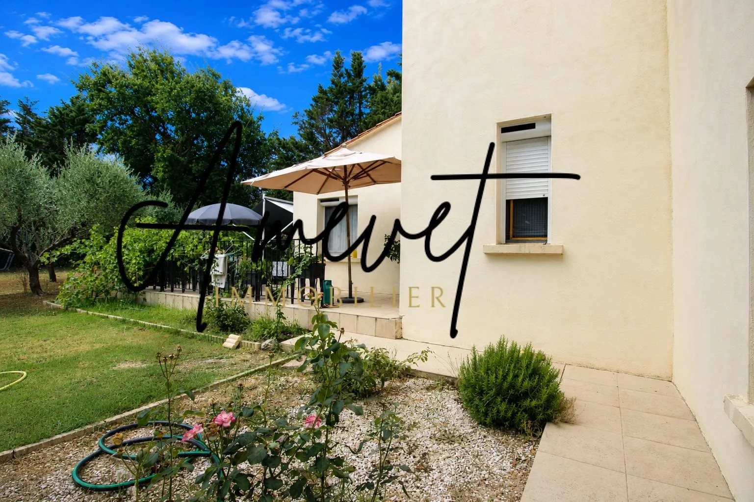 Maison à vendre, 217m², Saint-Saturnin-lès-Avignon