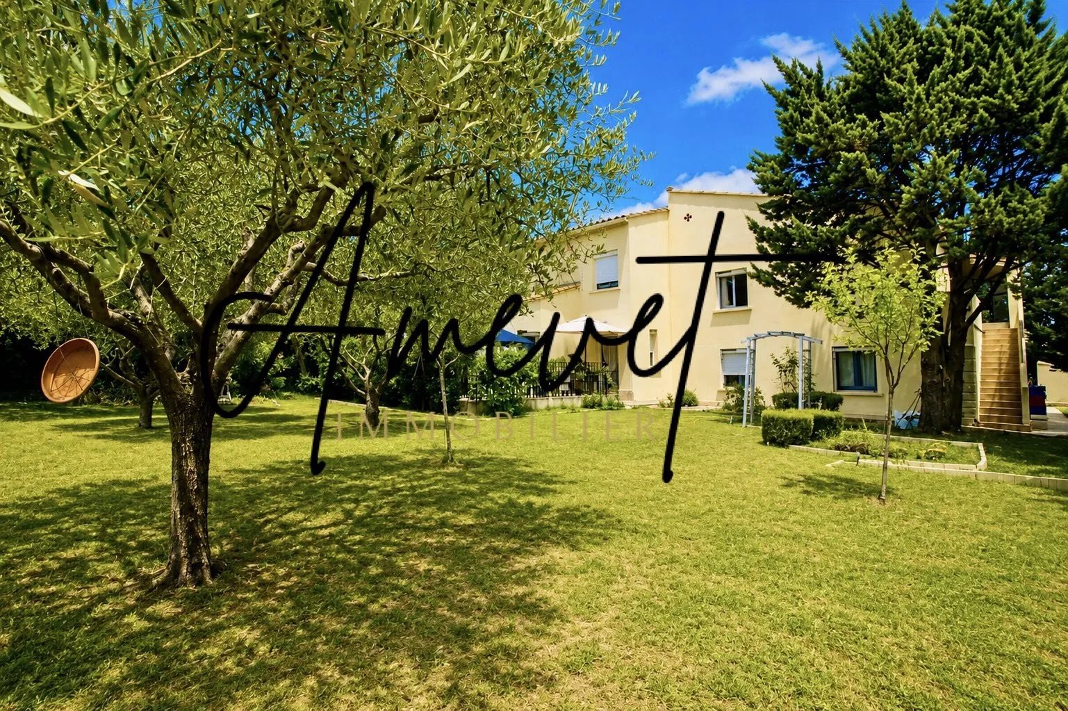 Maison à vendre, 217m², Saint-Saturnin-lès-Avignon