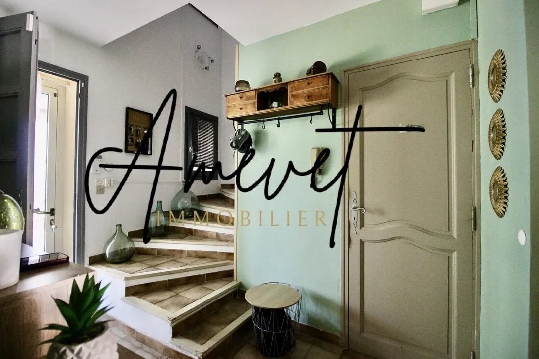 Maison à vendre, 217m², Saint-Saturnin-lès-Avignon