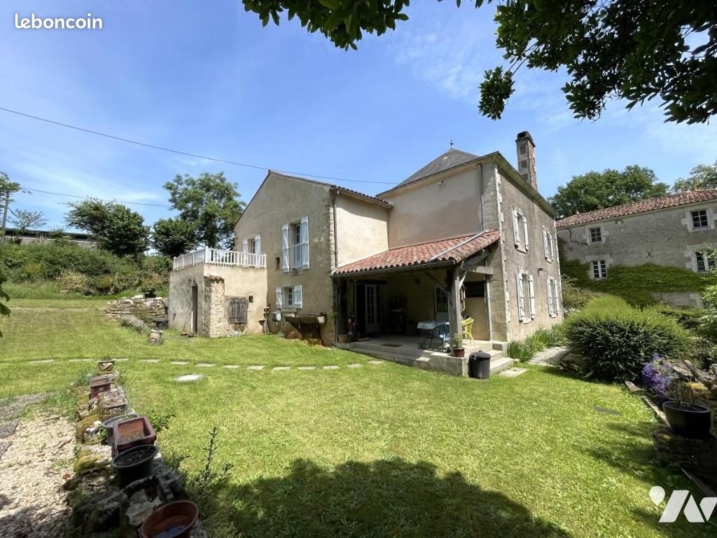 Maison à vendre, 200m², Bazoges-en-Pareds