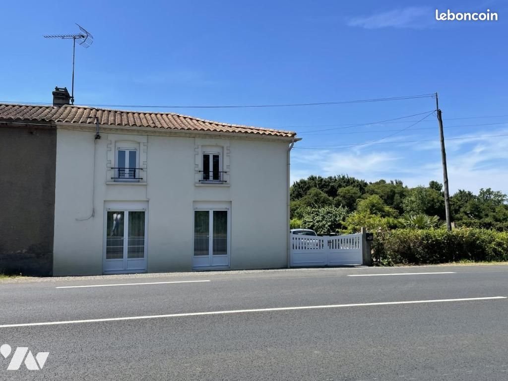 Maison à vendre, 110m², Sainte-Cécile