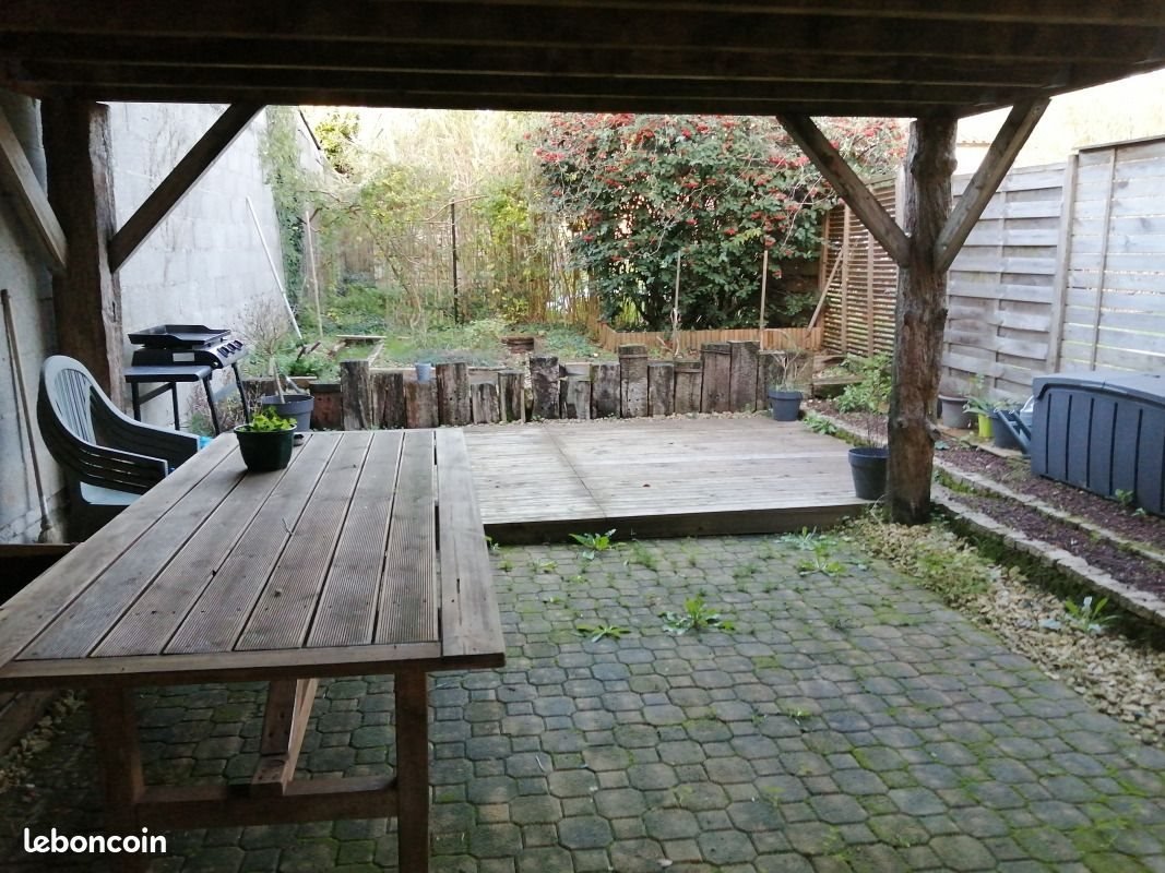 Appartement à louer, 96m², Benet