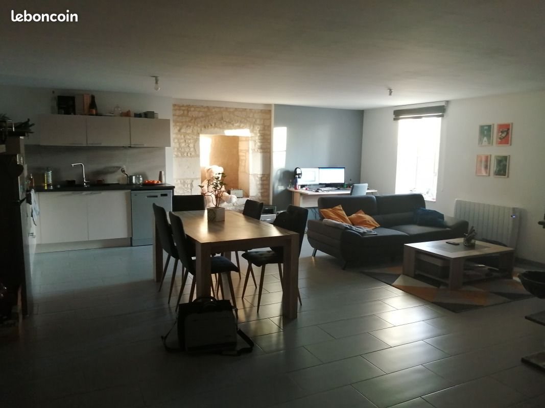 Appartement à louer, 96m², Benet