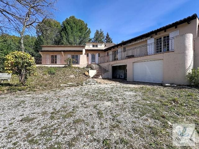 Maison à vendre, 151m², Eguilles