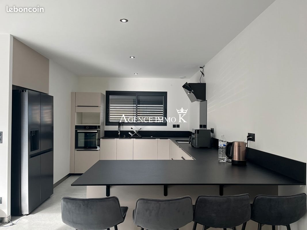 Maison à vendre, 141m², Montamisé