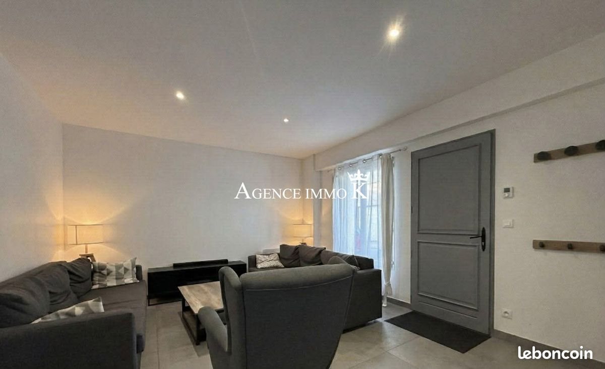 Maison à vendre, 146m², Neuville-de-Poitou